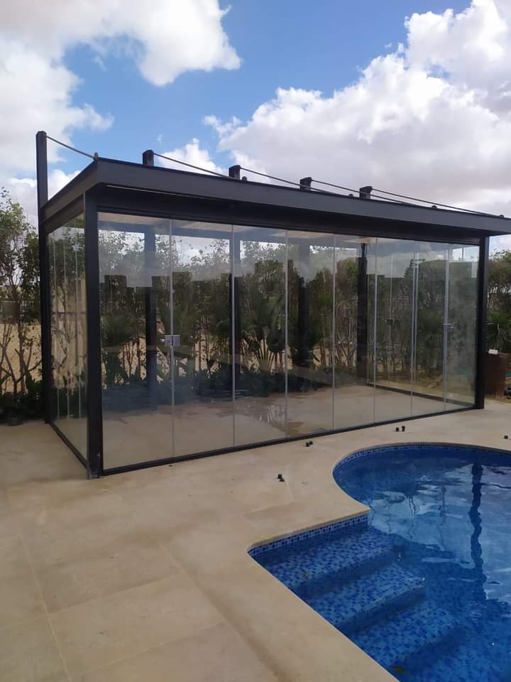https://barcaglass.net/product/pergolas/